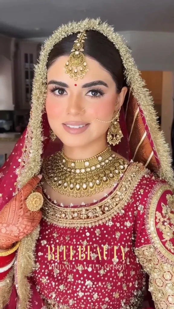 Luxury bridal makeup in Mumbai by Riti Beauty featuring an elegant Indian wedding look