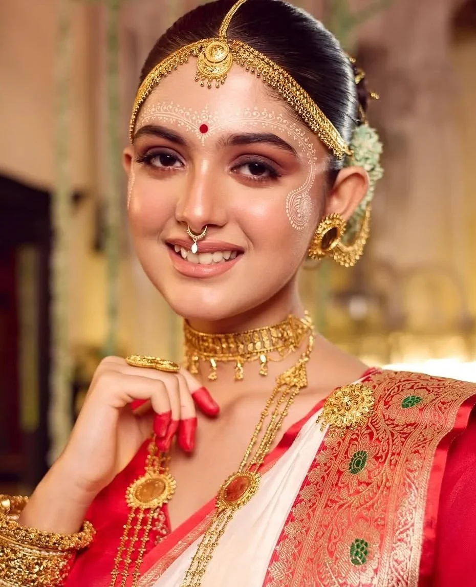 Bengali Bridal Makeup & Chandan Art